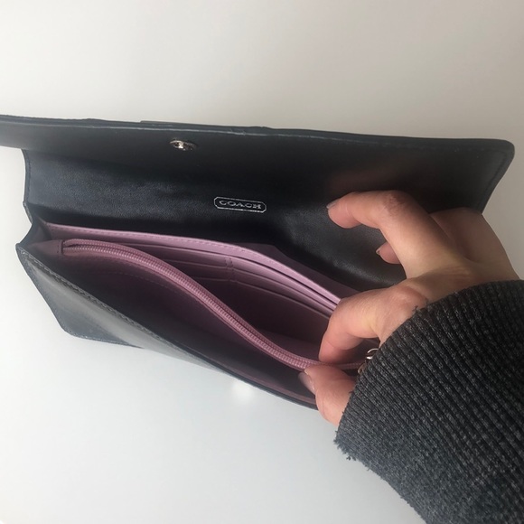 Coach black slim leather wristlet wallet - Picture 4 of 6